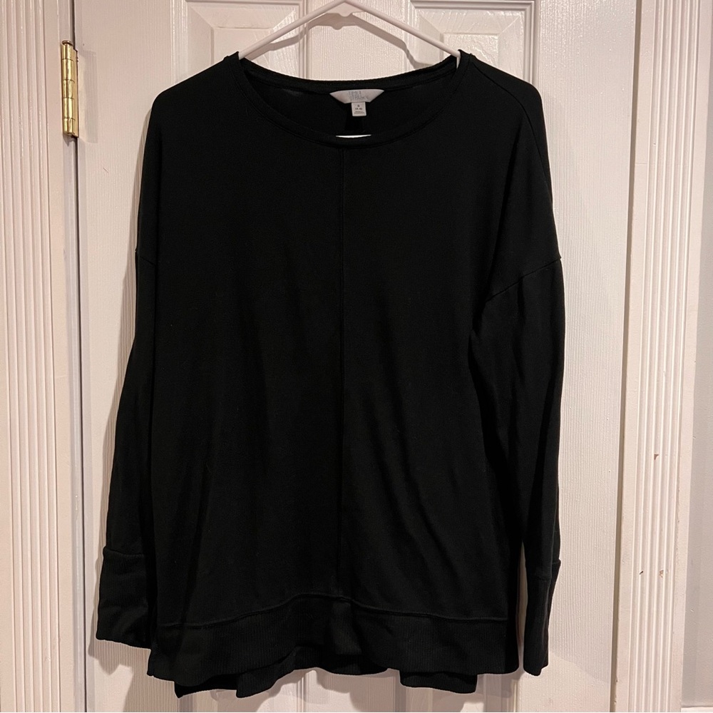 Women's Black Long Sleeve Top